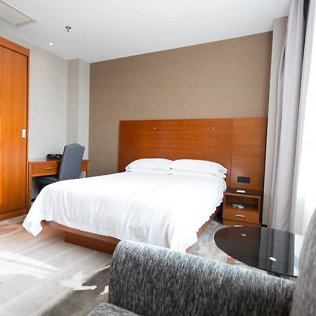 Radiance Hotel Sanghaj Kültér fotó