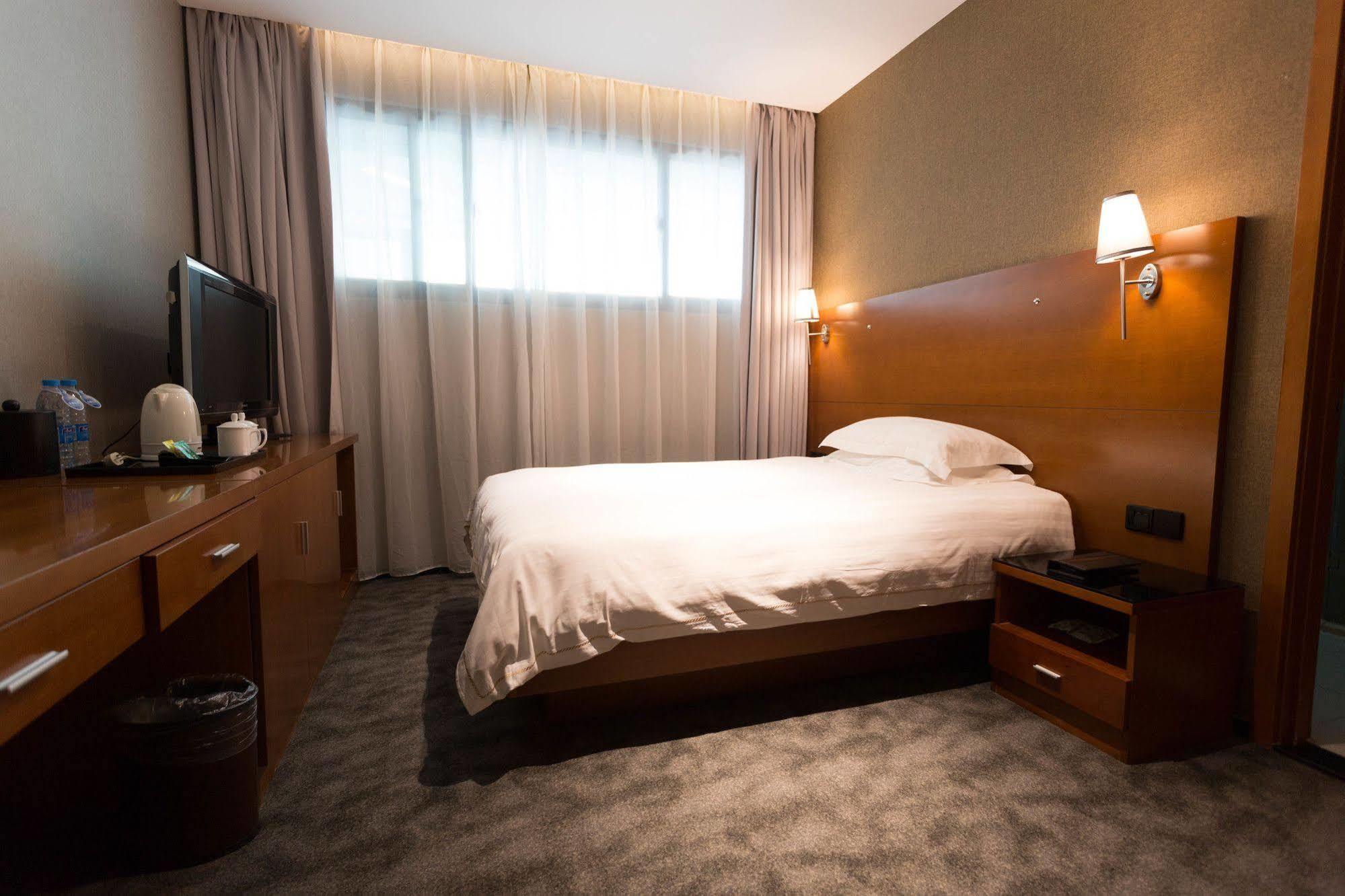 Radiance Hotel Sanghaj Kültér fotó